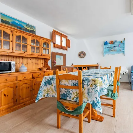 Elena's Maison Сasa de vacaciones Solanas (Cagliari)